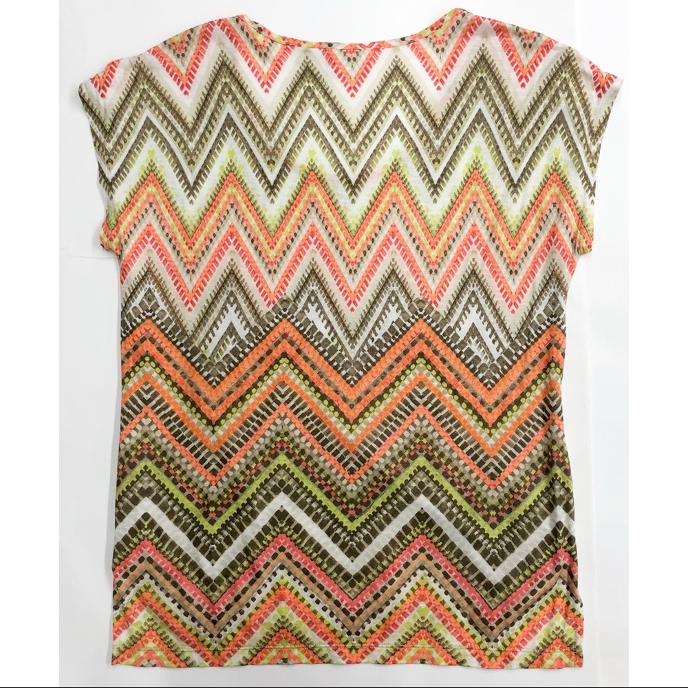 Chico’s Zig ZagChevron Pattern Short Sleeve Blouse - Picture 8 of 12